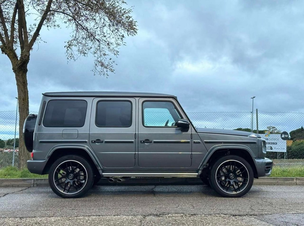 Mercedes-Benz G63