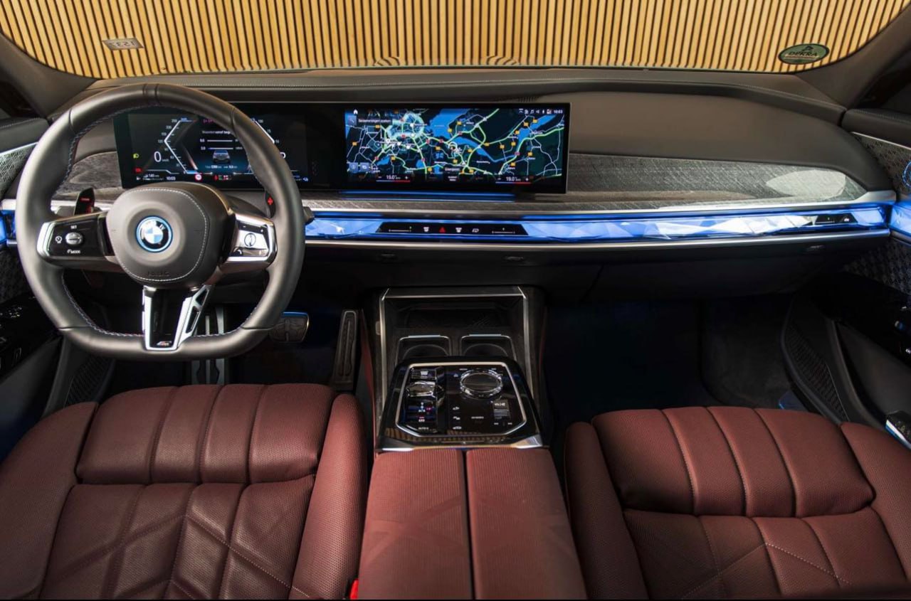 BMW 760