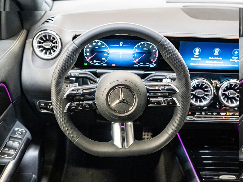 Mercedes-Benz GLA 180