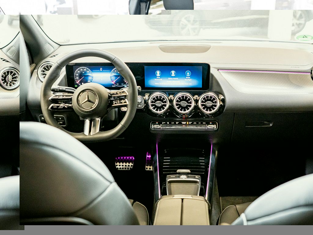 Mercedes-Benz GLA 180