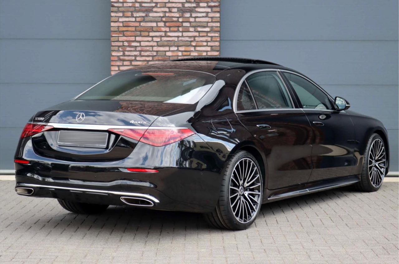 Mercedes-Benz S580