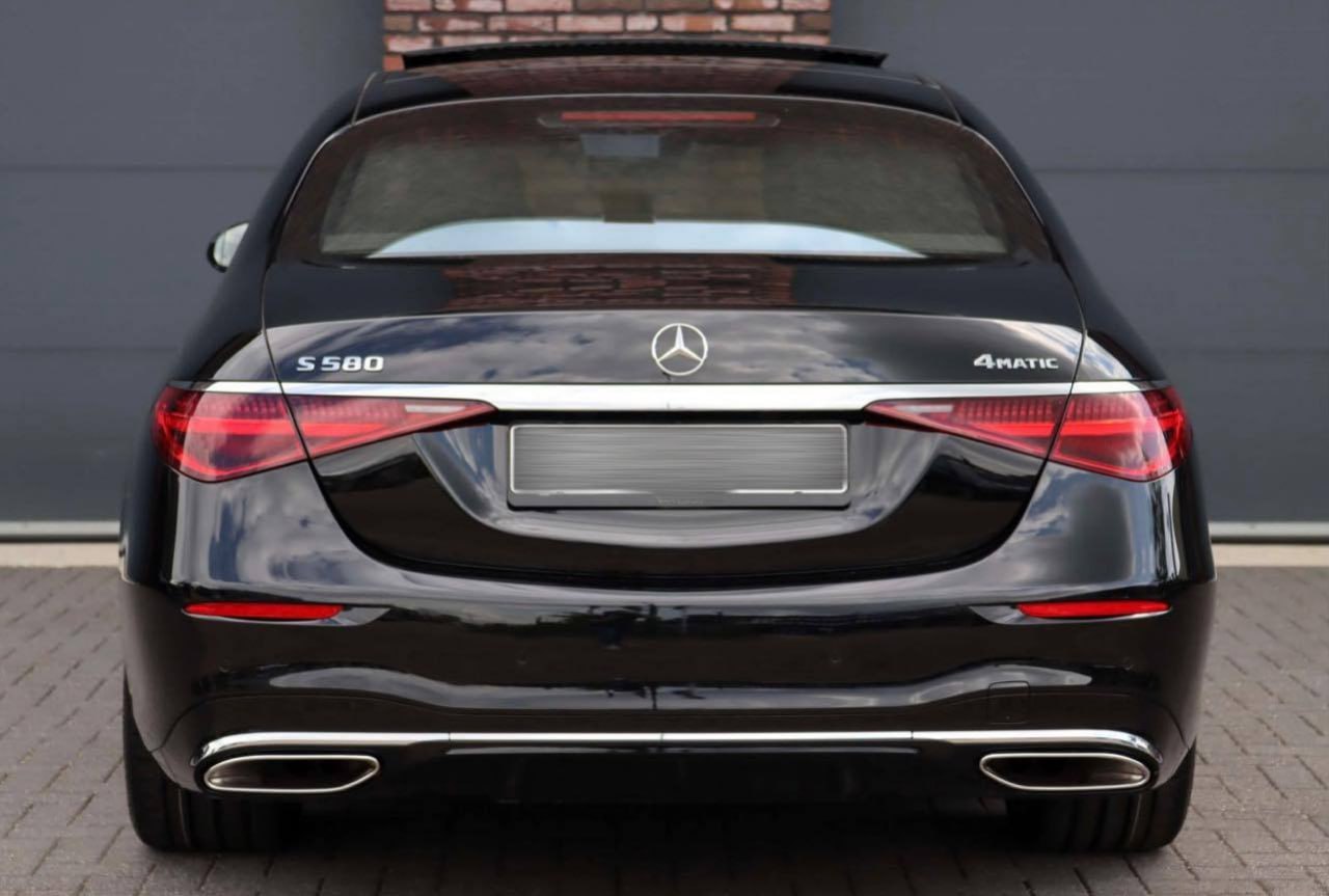 Mercedes-Benz S580