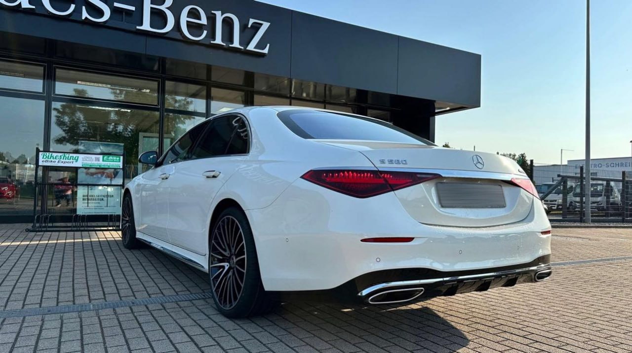 Mercedes-Benz S580