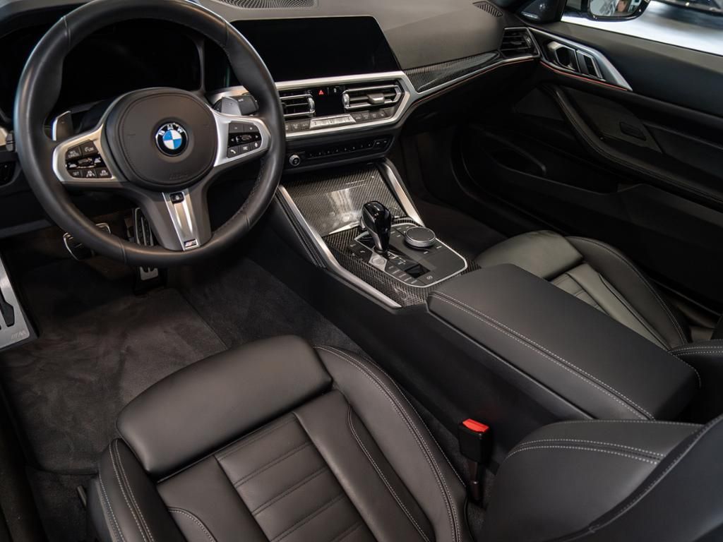 BMW M4 440i 