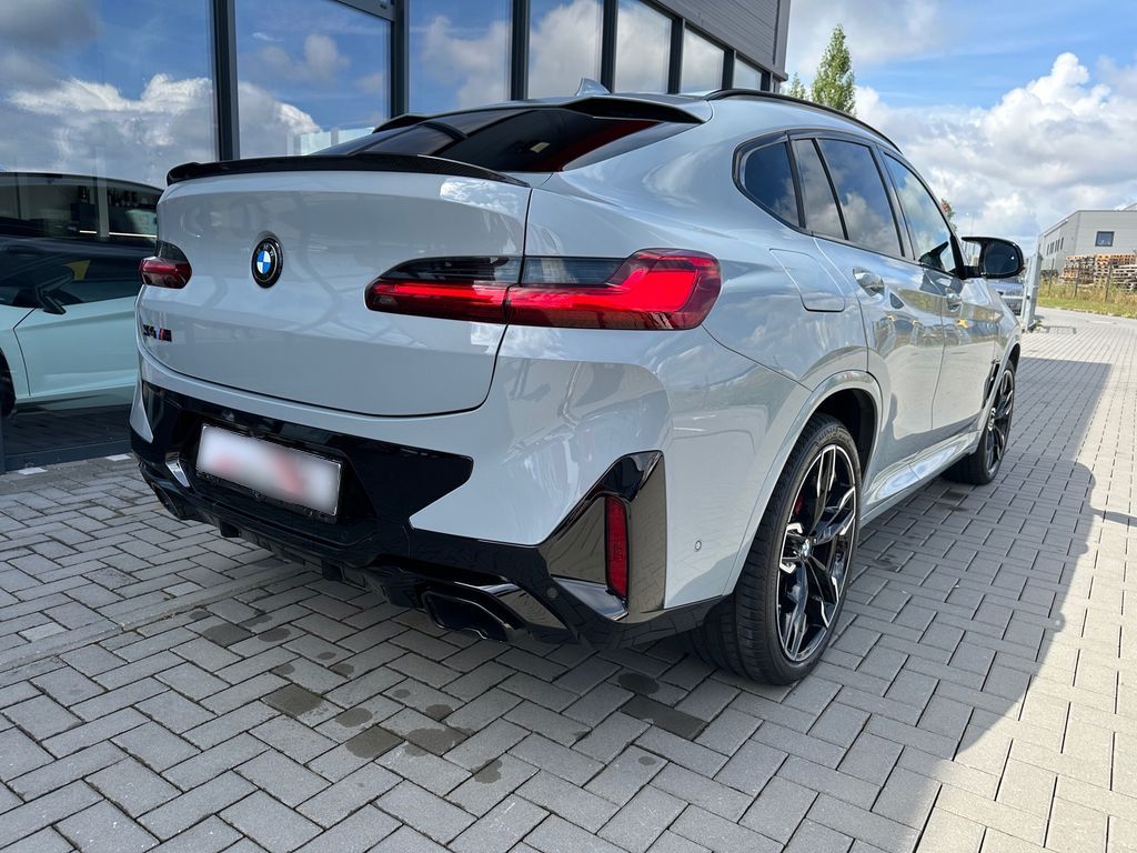 BMW X4 M40i