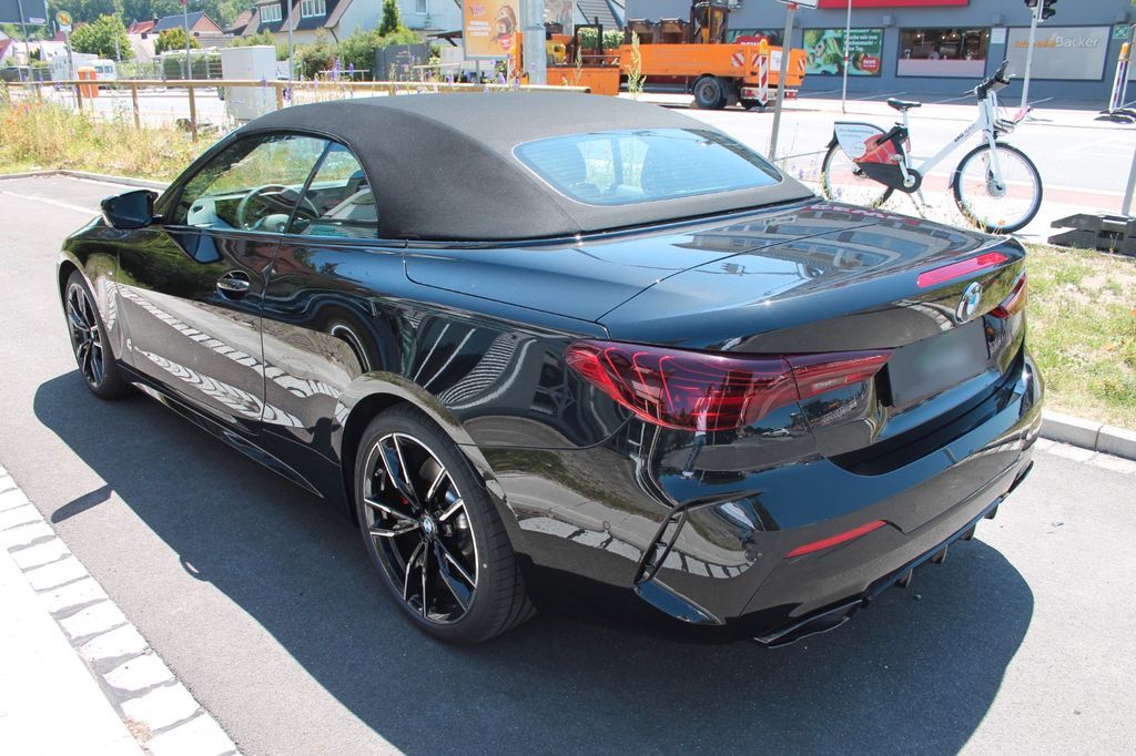 BMW M440i