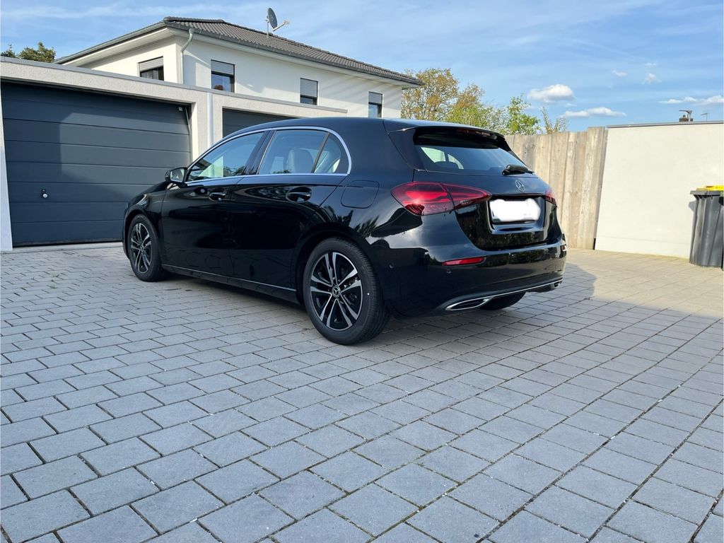 Mercedes-Benz A 200