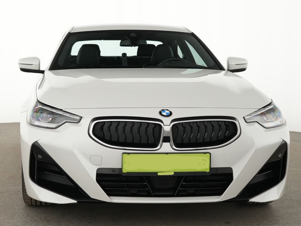 BMW 220i 