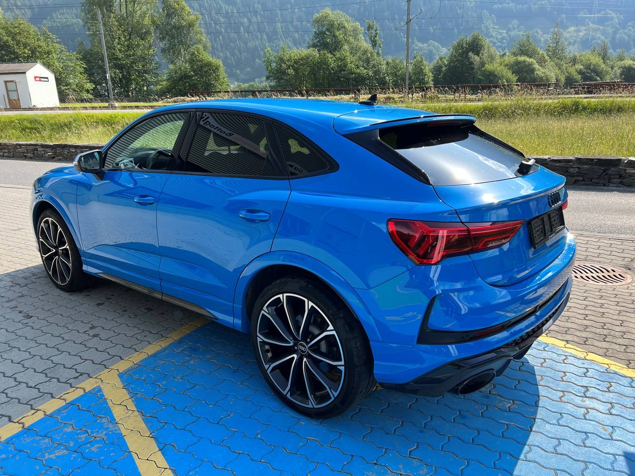 Audi RSQ3