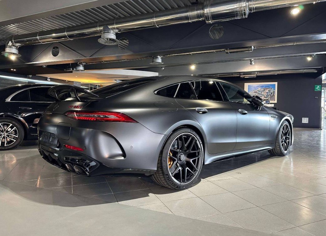 Mersedes-Benz AMG GT63