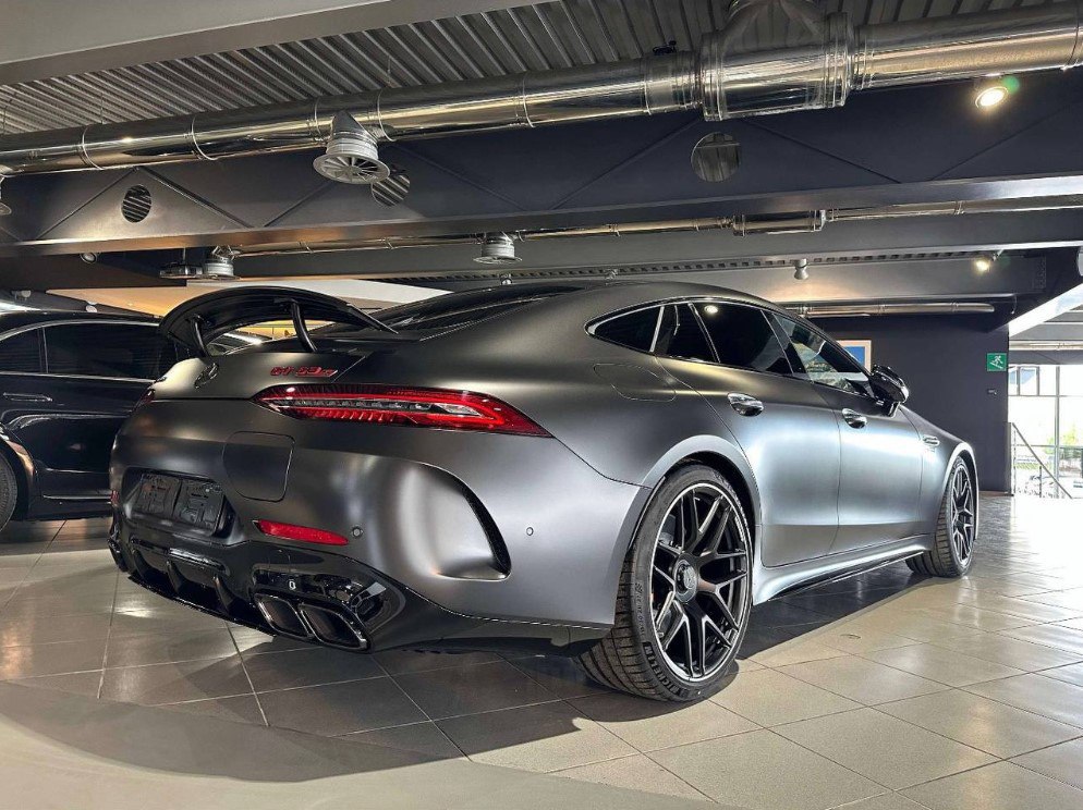 Mersedes-Benz AMG GT63