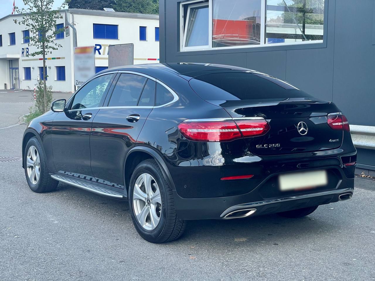 Mercedes-Benz GLC250