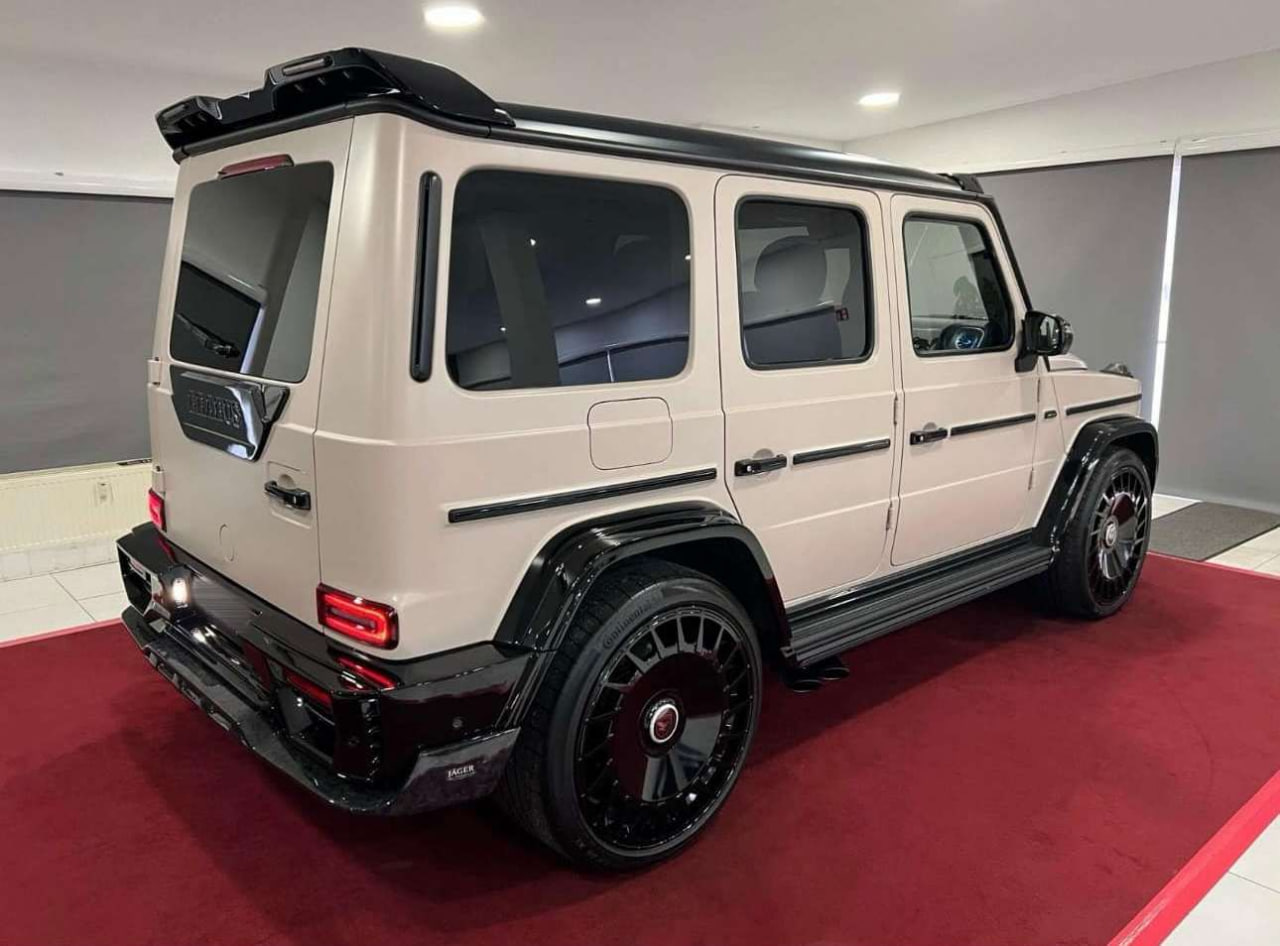 Mercedes-Benz G63