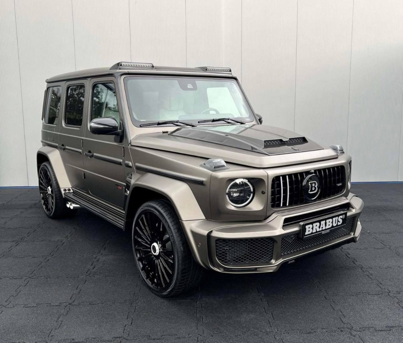 Mercedes-Benz G63