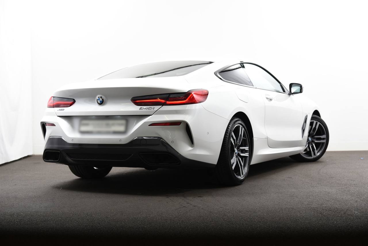 BMW 840i