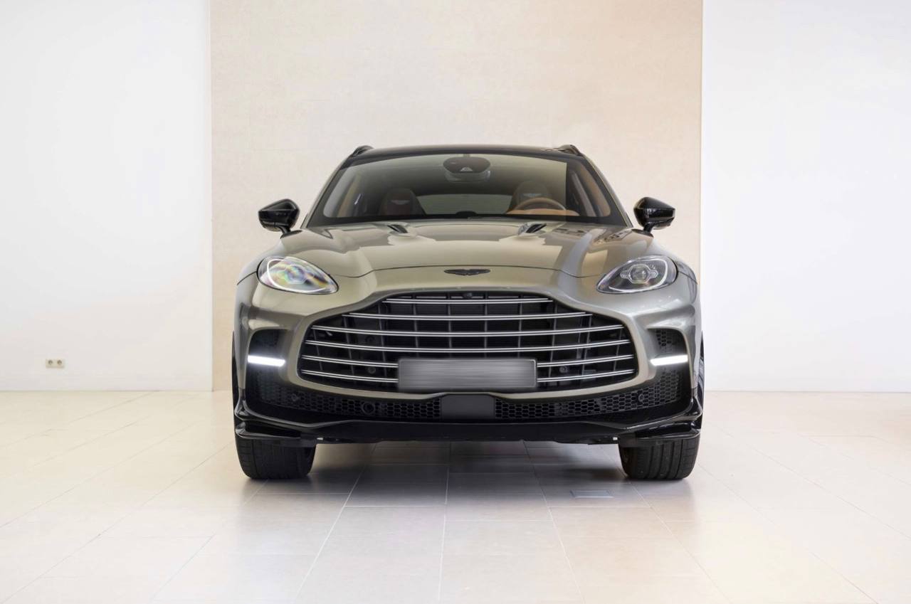 Aston Martin DBX