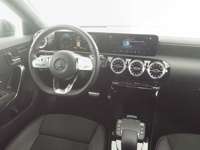 Mercedes-Benz CLA 220d