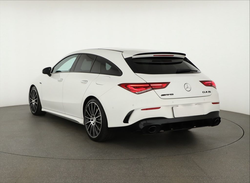 Mercedes-Benz CLA 35 AMG