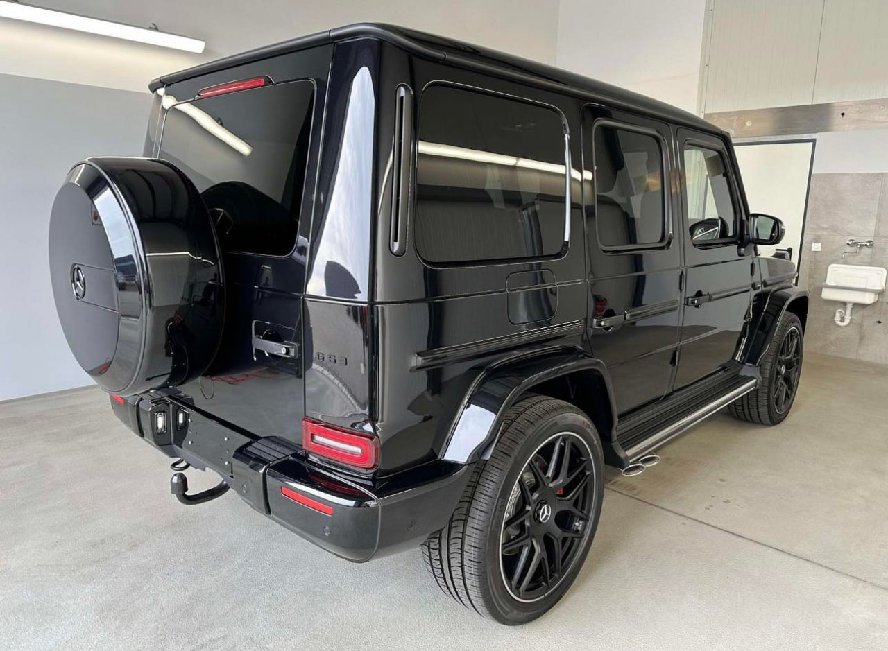 Mercedes-Benz G63