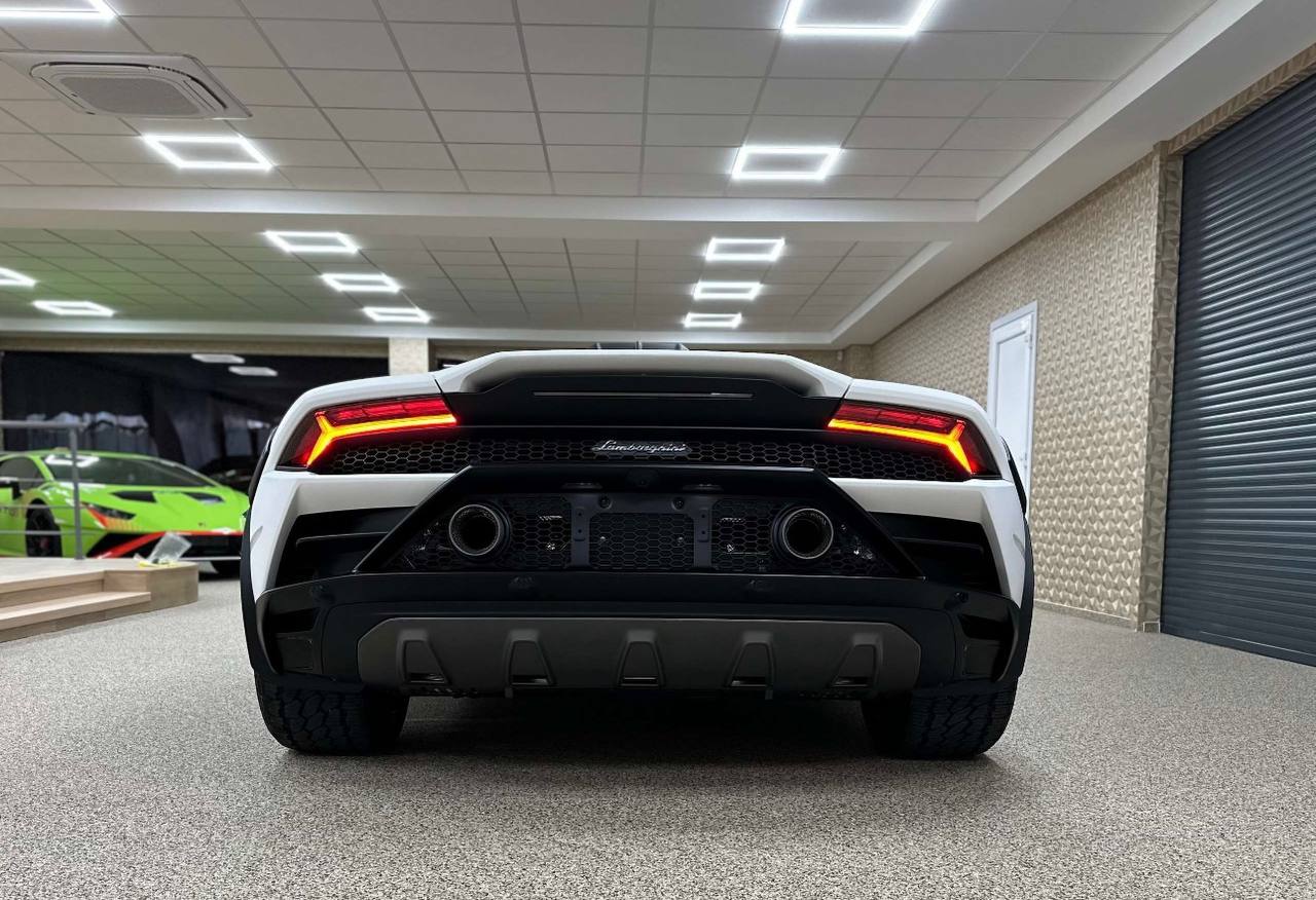 Lamborghini Huracan