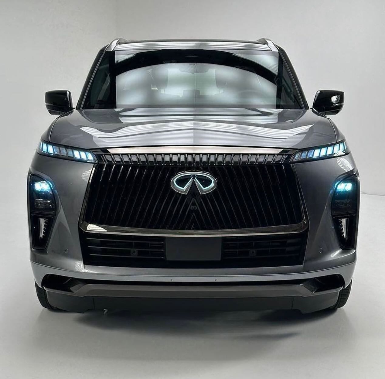  Infiniti QX80